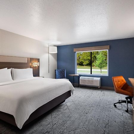 Holiday Inn Express Meadville Ngoại thất bức ảnh